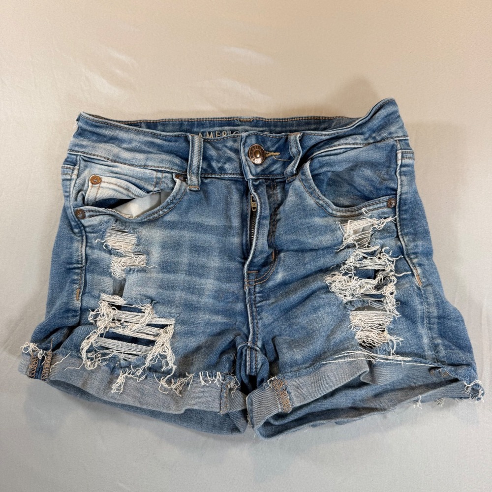 American Eagle Midi Denim Shorts Medium Wash‎ Distressed Womens 4 Festival Boho